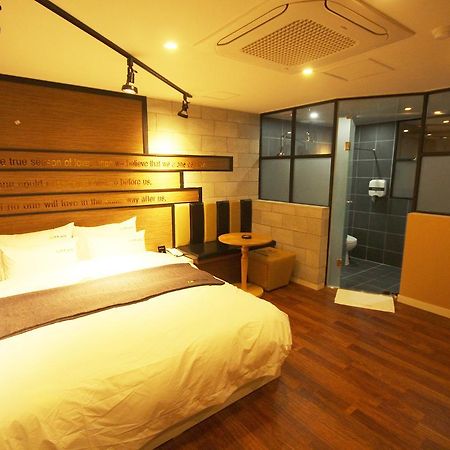 Haru Hotel Gimhae Esterno foto