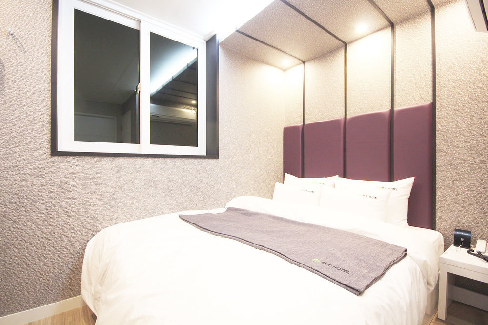 Haru Hotel Gimhae Esterno foto