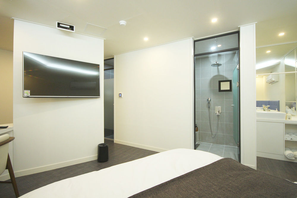 Haru Hotel Gimhae Esterno foto