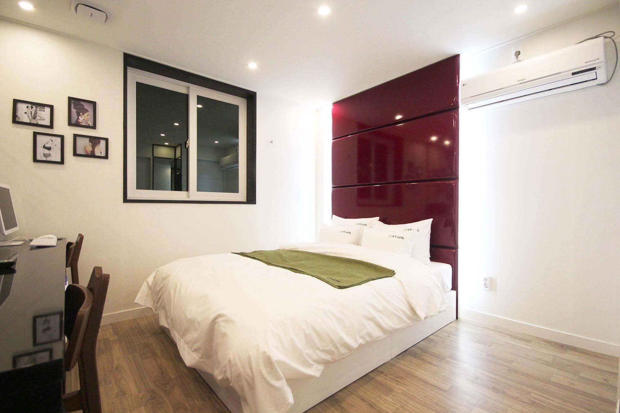 Haru Hotel Gimhae Esterno foto